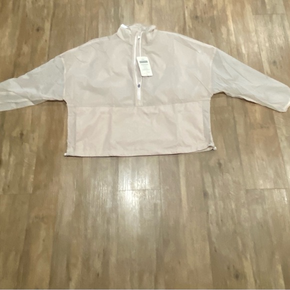 Fabletics-Ash Croppped Half Zip Jacket-Women's Size: Large-Color: Grey Mist-NEW! - Picture 6 of 16